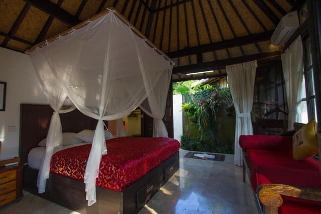 One-Bedroom Villa