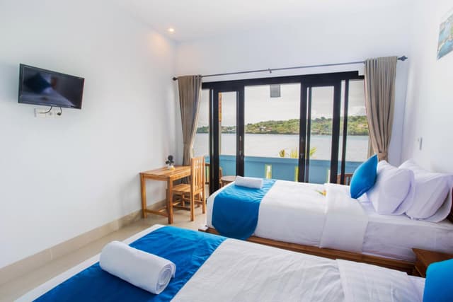 Superior Twin Room with Sea View