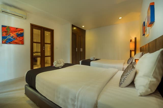 5 Bedroom Villa with Private Chef & Airport Transfers