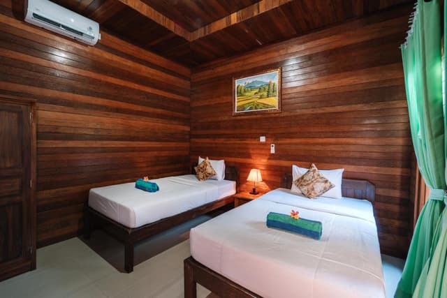 Standard Twin Room with Garden View