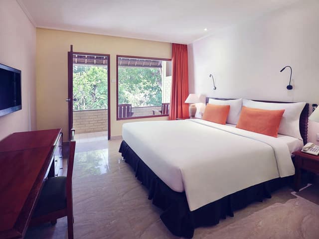 Tranquil Getaway Package At Superior Room