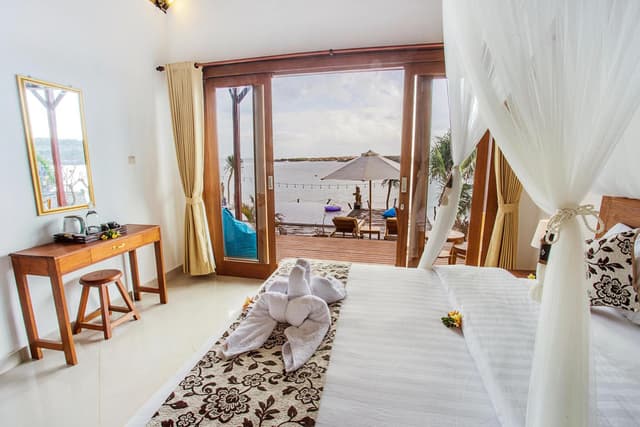 Superior Double or Twin Room with Sea View
