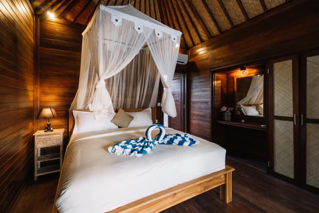 Deluxe Double Room with Balcony and Sea View