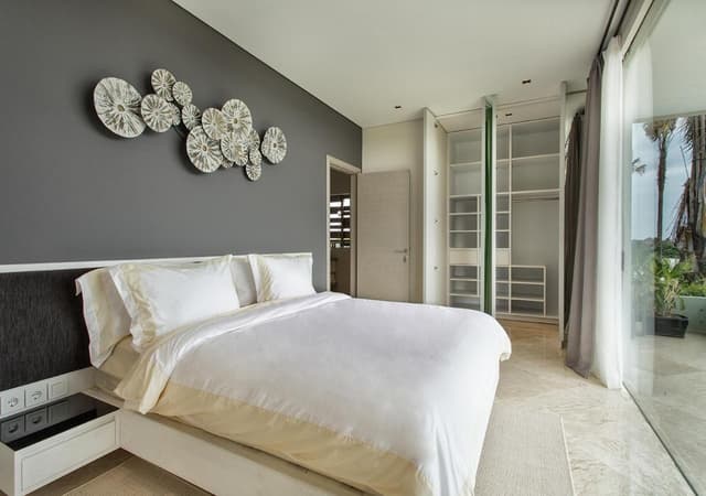 Double View Penthouse