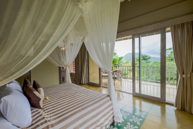 Di Ume Suite with Free Benefits