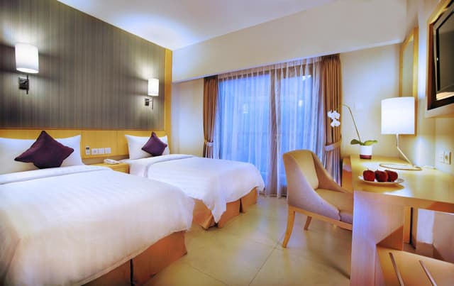 Deluxe Double Room with Pool Access