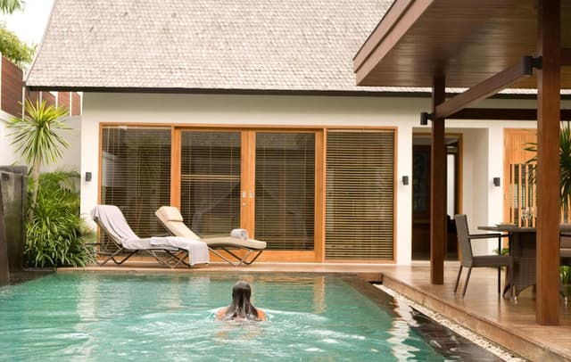 Special Offer - Honeymoon Package at One-Bedroom Royal Courtyard Villa