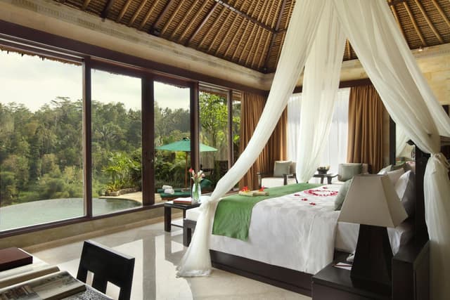 Special Offer - Royal Pool Villa with Complimentary one-time Floating Breakfast