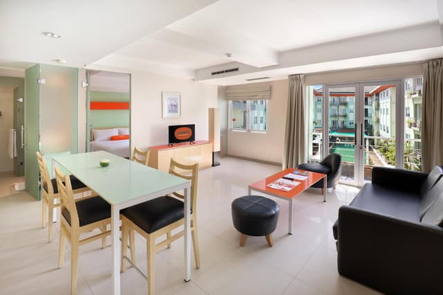One-Bedroom HARRIS Residence