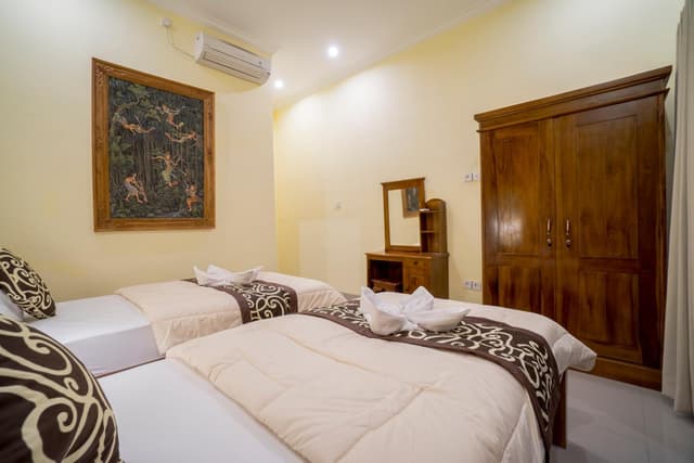 Twin Room