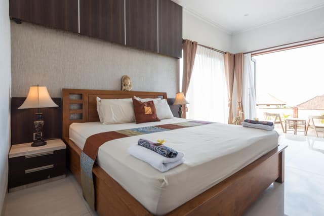 King Room with Pool View