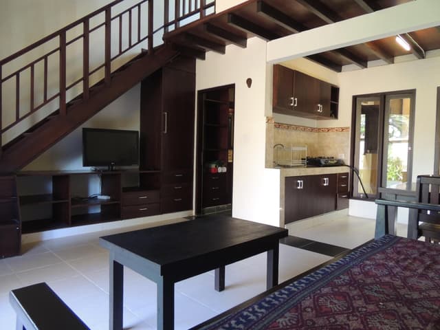 One-Bedroom Studio with Balcony