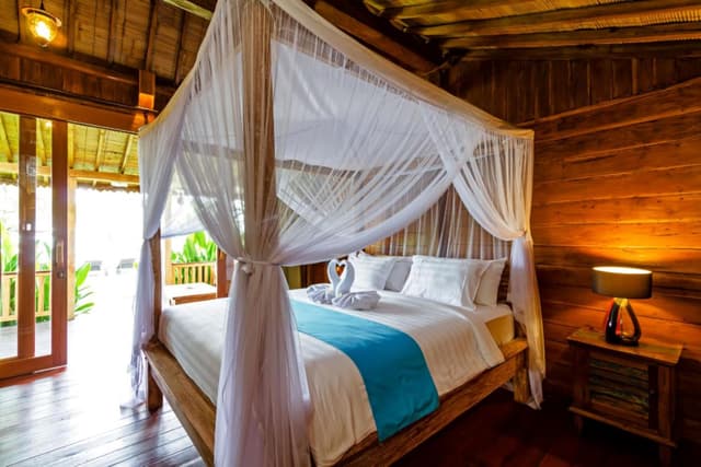 Bungalow - Beach Front
