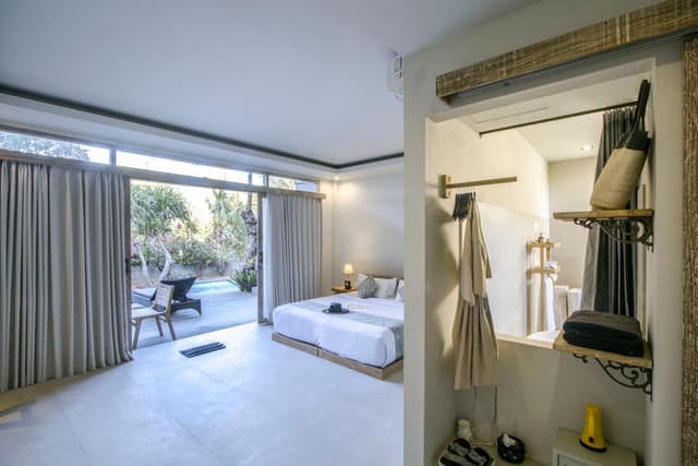 Suite with Balcony