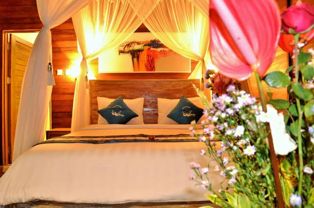 Deluxe Suite with Sea View