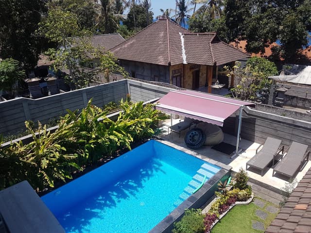 Queen Room with Pool View
