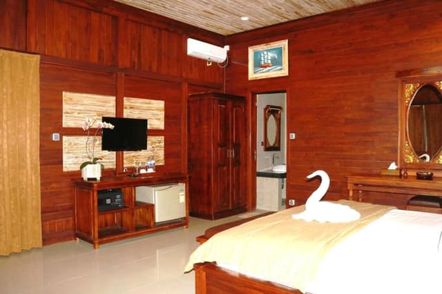 Superior Deluxe Double or Twin Room