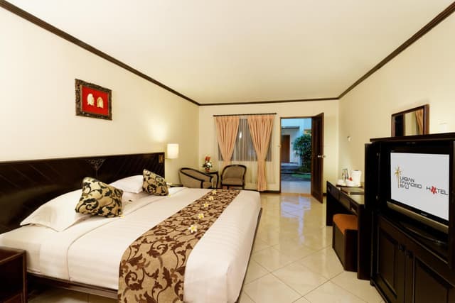 Super Deluxe Double or Twin Room with Garden View