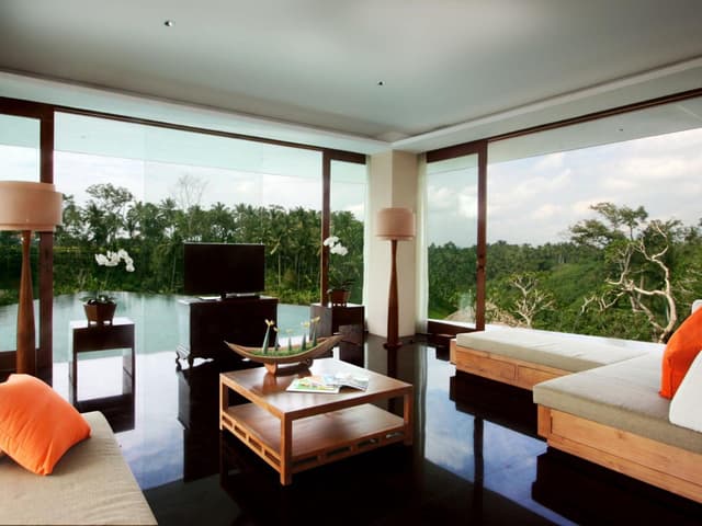 Three-Bedroom Villa with Private Pool and Afternoon Tea