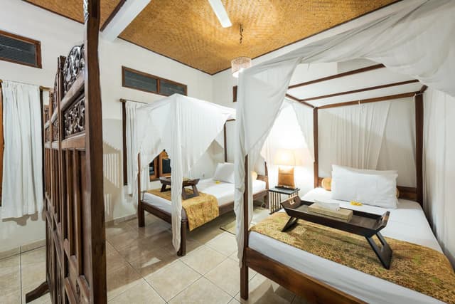 Triple Room with Private Bathroom