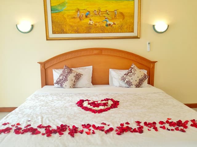 King Room with Spa Bath