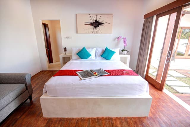 Villa with Private Pool