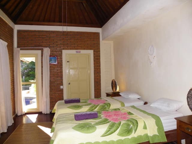 Bungalow with Sea View