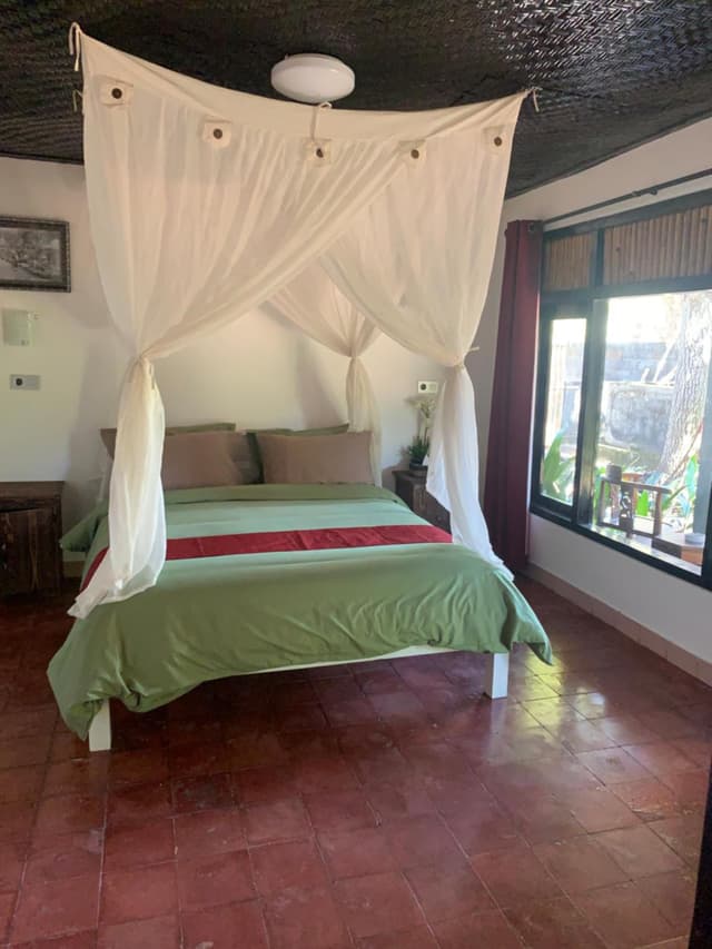 One-Bedroom Bungalow