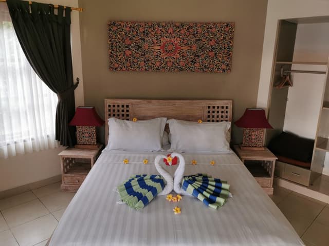 One-Bedroom Bungalow with Sea View