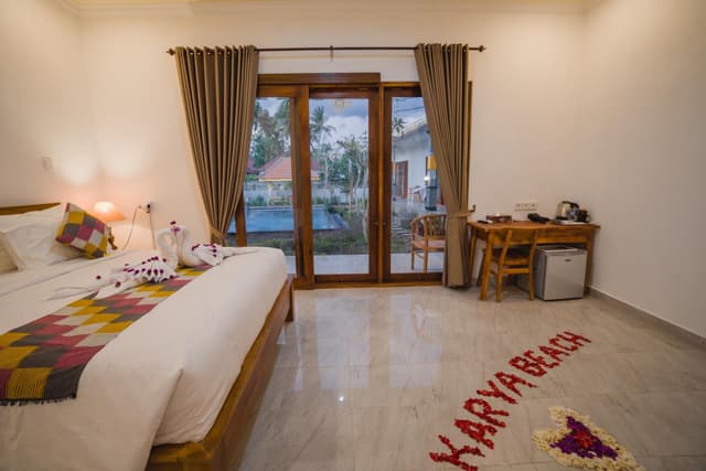 Double Room with Pool View