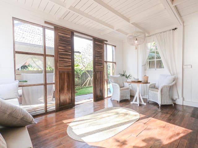 One-Bedroom Bungalow