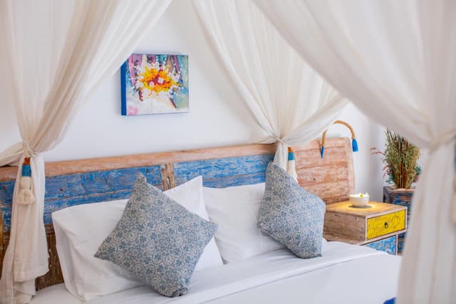 Cozy Three Bedroom Villa
