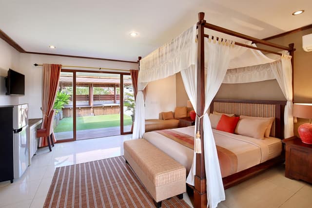 Jacuzzi Suite
