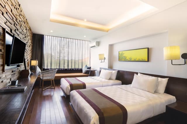 Superior Room with Free Sauna & Ice Plunge Facilities