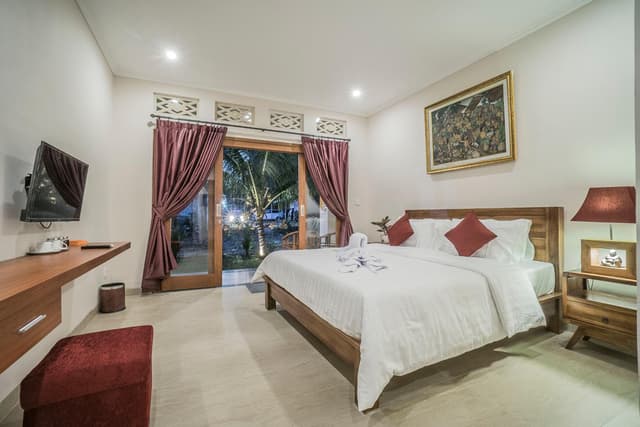Deluxe Double Room with Shower