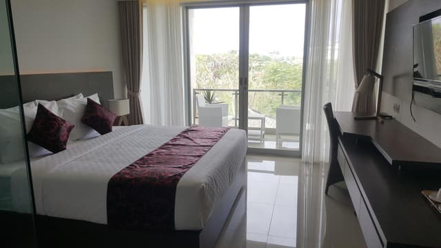 Deluxe Room with Balcony