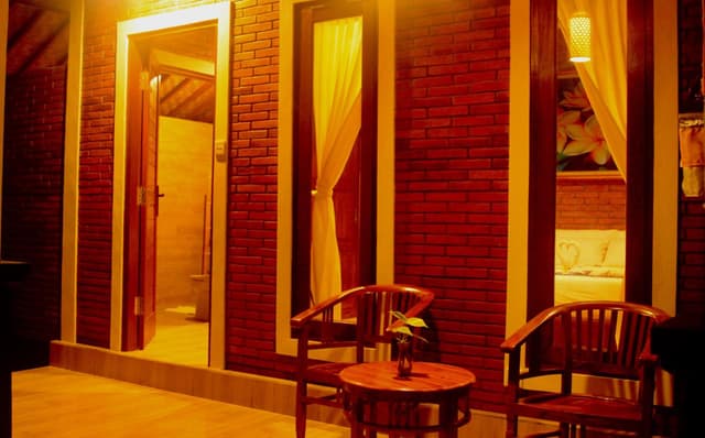 King Room with Pool View