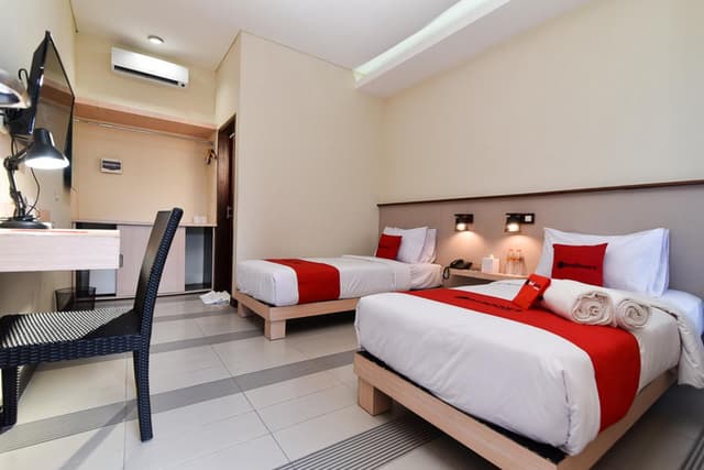 Deluxe Twin Room