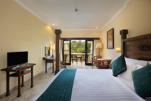 Special Offer Indonesian Resident (KTP/KITAs Only) at Deluxe Double or Twin Room with Pool View