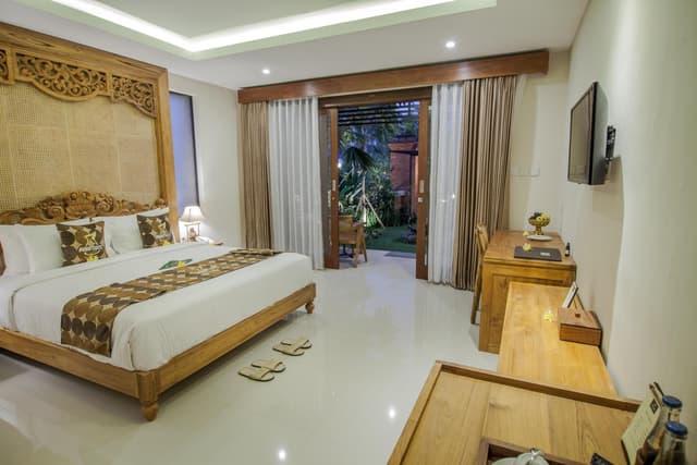 Staycation Offer - Deluxe King Room