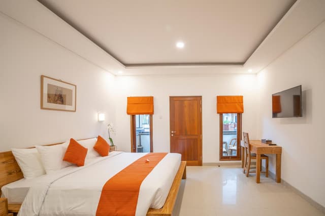Double Room with Pool View (Upper Floor)