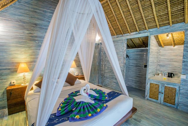 One-Bedroom Bungalow