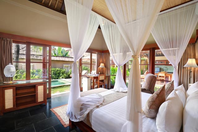 One-Bedroom Royal Pool Villa with Free Daily Activities