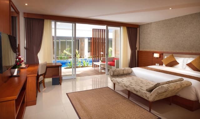 Lagoon Suite