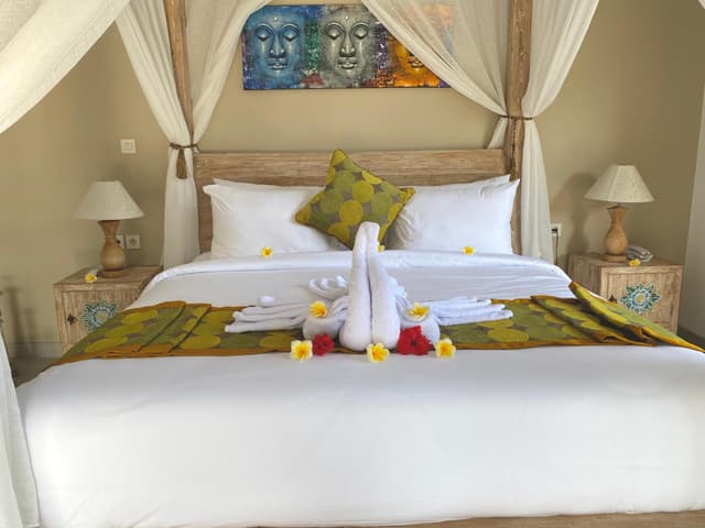 Alamdhari Suite