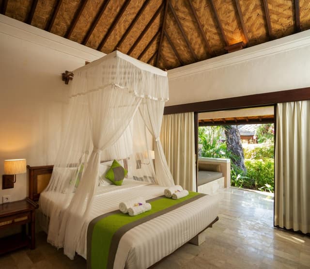 Standard Double Room with Patio