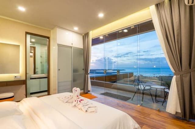 Villa with Sea View