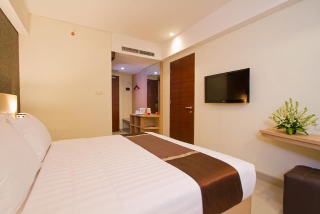 Flash Deal Room