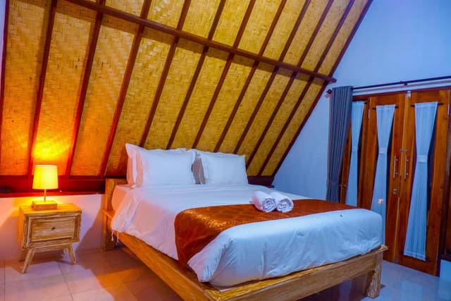 Double Room with Balcony and Sea View