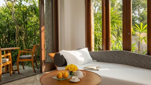 Impressive Forest Corner Suite Twin Bed with Complimentary Spa Voucher